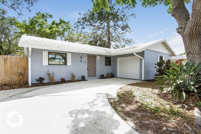 Foto del edificio - 816 65th Ave W