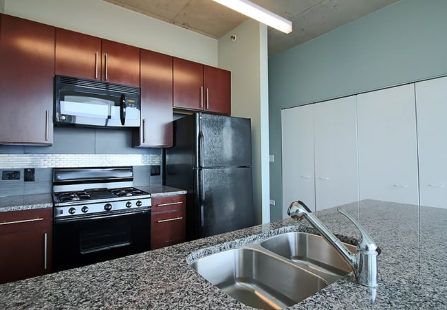 Photo - 1411 S Wabash Ave Apartment