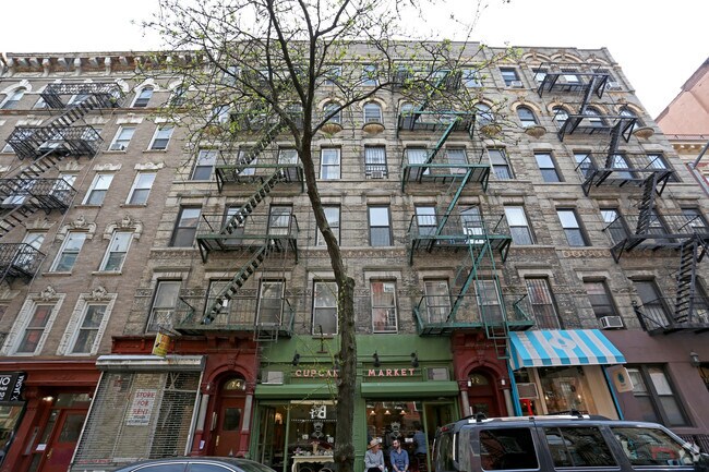 Building Photo - 74 E 7th St
