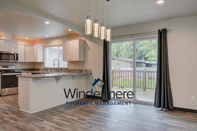 Foto del edificio - 3 Bed 3 Bath Home in Admirals Cove