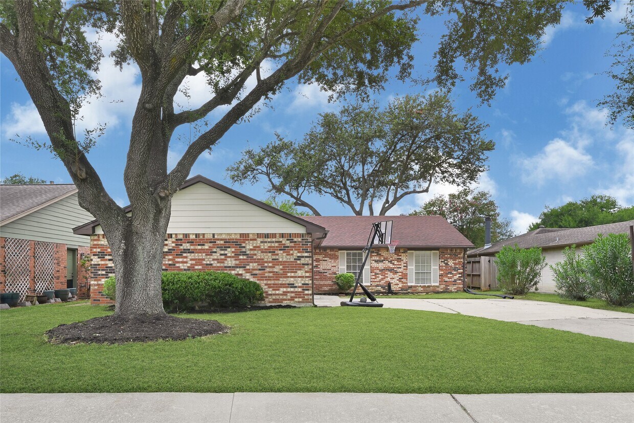 Foto principal - 10114 Dover Hill Rd
