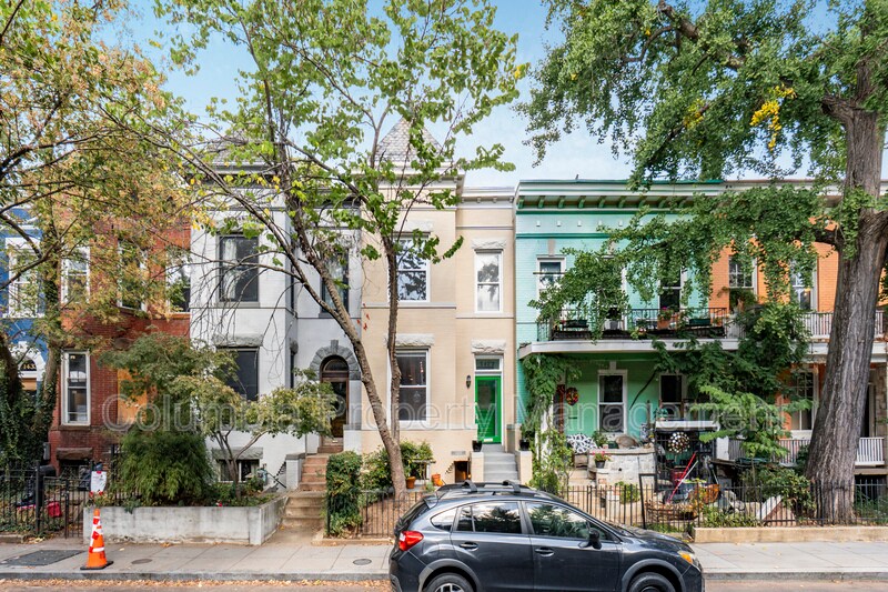 Foto principal - 1427 Monroe St NW