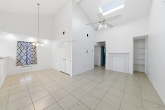 Building Photo - 12503 Newbrook Dr
