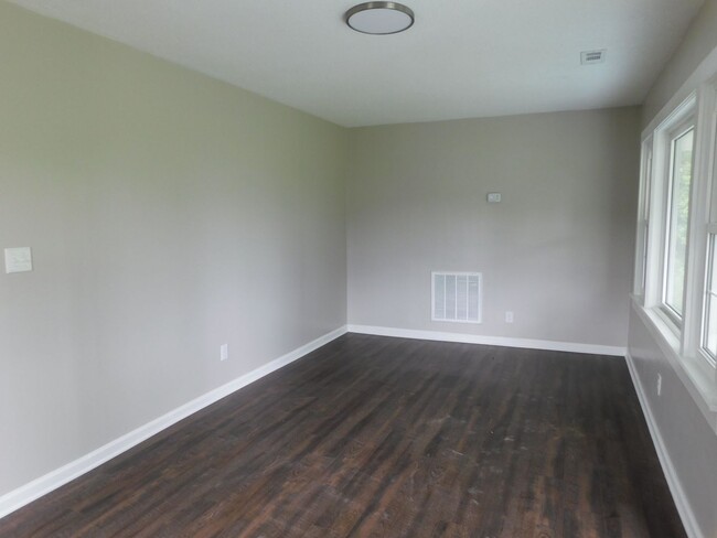 Foto del edificio - Newly Renovated 3 bedroom in Pasquotank Co...