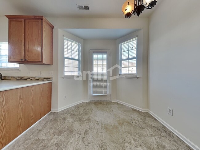 Building Photo - 10950 Harmony Glen Ct