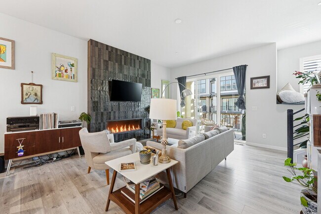 Foto del edificio - 2272 Old Rail Wy