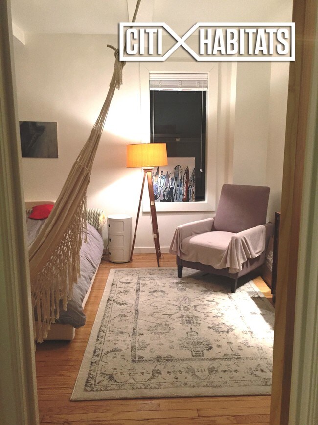 Foto del edificio - 425 E 51st St