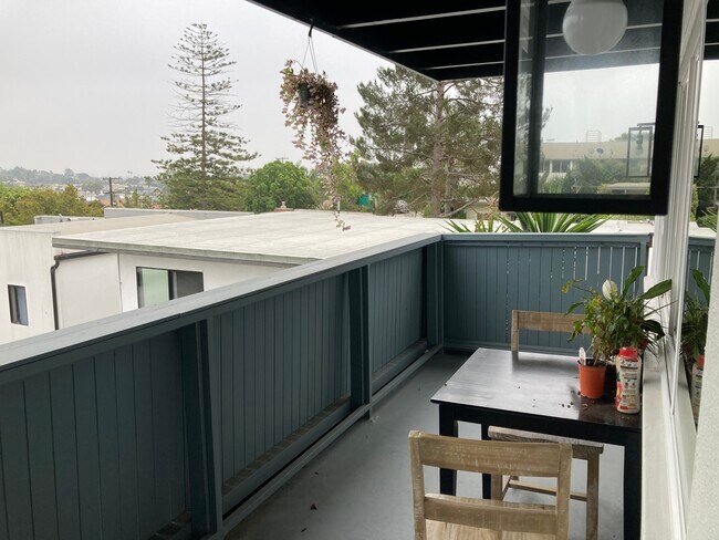 Foto del edificio - 2438 7th St