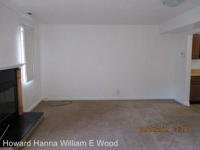 Building Photo - 3429 Bruin Dr