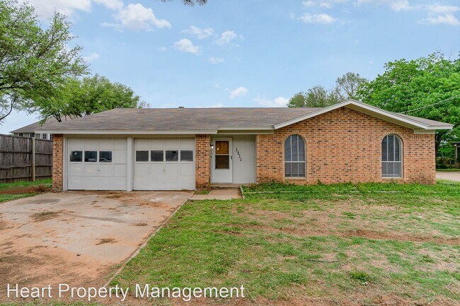 Building Photo - 3 br, 2 bath House - 3911 W Sublett Rd
