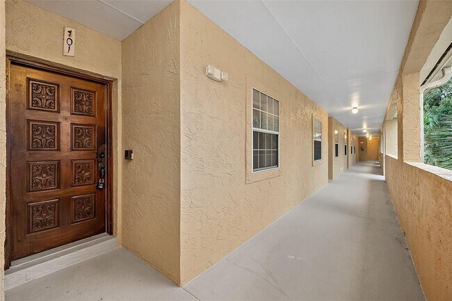 Building Photo - 101 Rivers Edge Ln