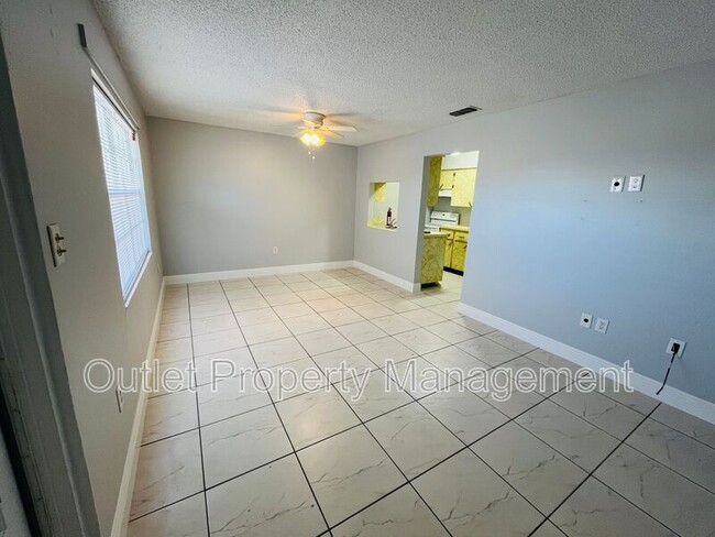 Foto del edificio - 325 N 5th St