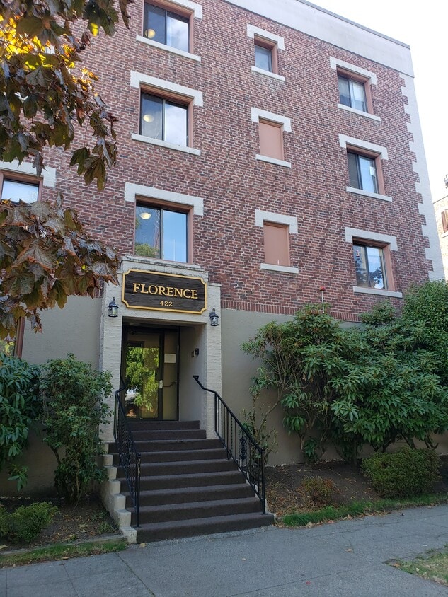 Primary Photo - 422 Tacoma Ave S