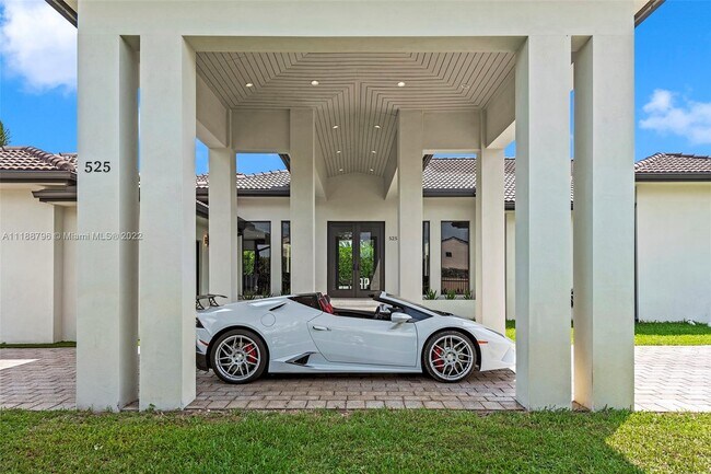 Building Photo - 525 SW 87th Ave