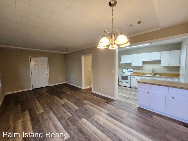 Building Photo - 2 br, 1 bath House - 105 Ruberia Ave