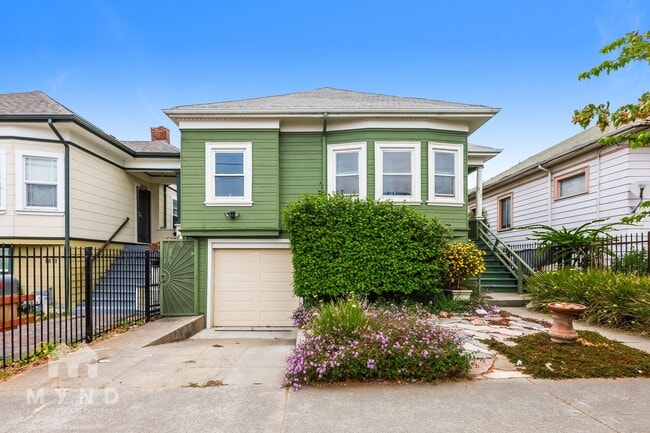 1517 19th Ave