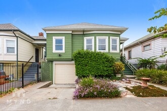 Building Photo - 1517 19th Ave