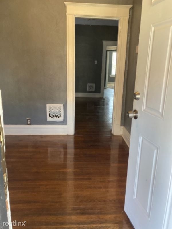 Building Photo - 3 br, 1 bath House - 3619 N Taylor Ave