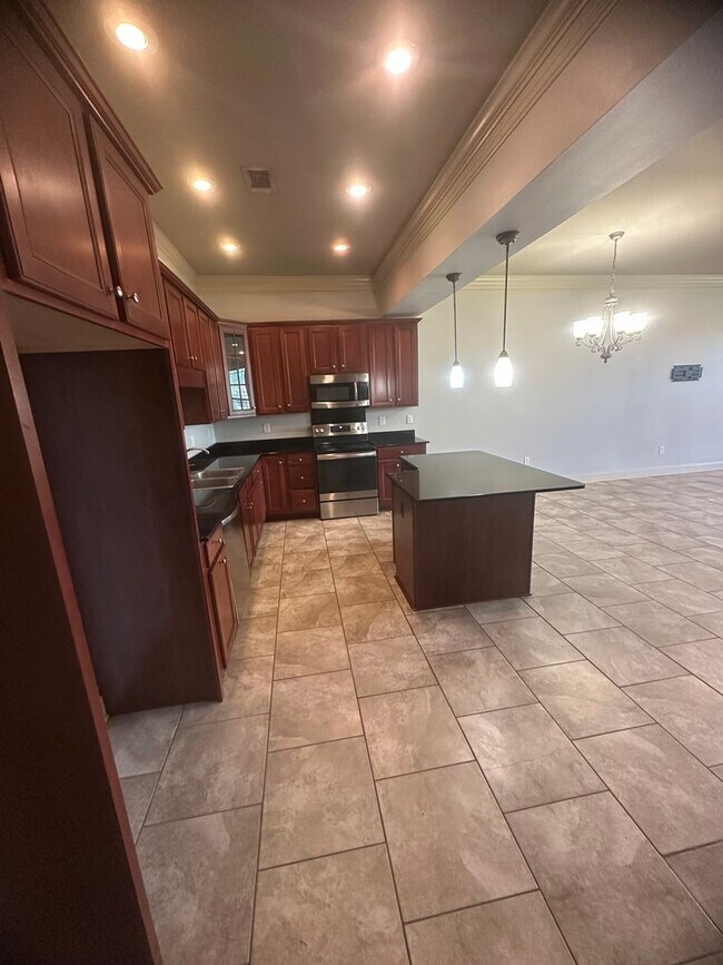 Foto del edificio - 24023 Panther Rd
