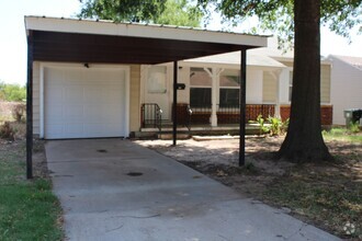 Building Photo - 1804 N Key Blvd