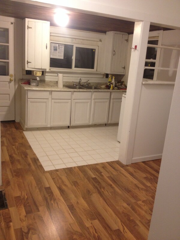 Foto del edificio - 1021 W Howe St