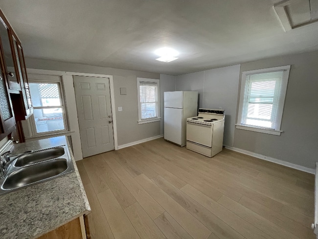 Photo - 1322 S 24th St Apartment