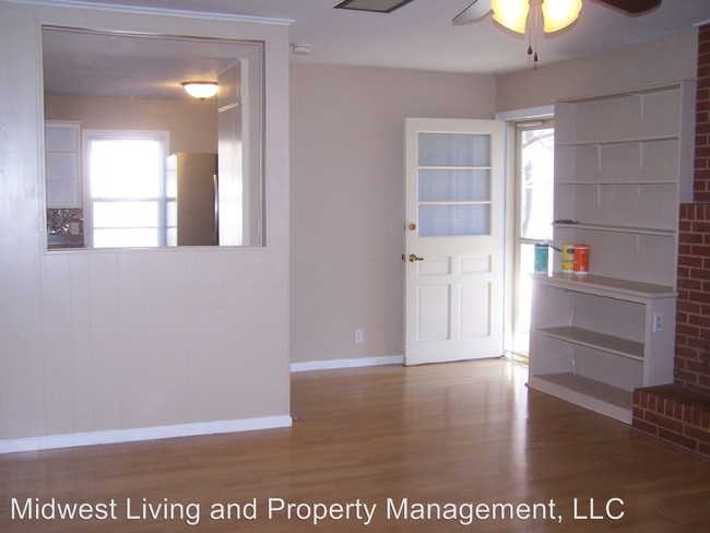 Building Photo - 307 Hargis Ln