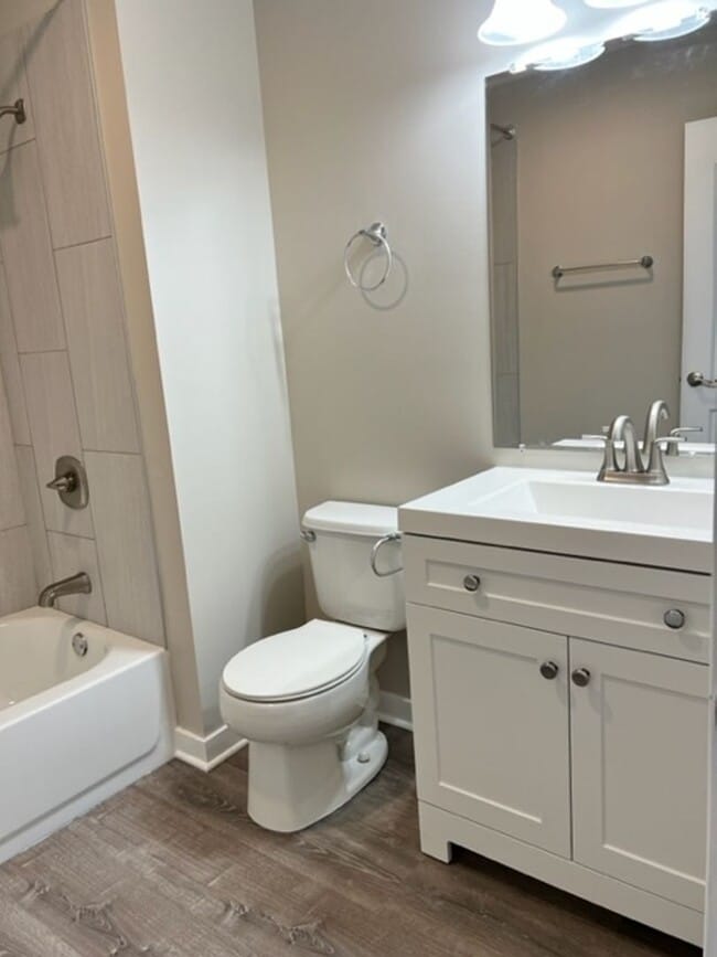 Foto del edificio - 1805 Dainesway Dr