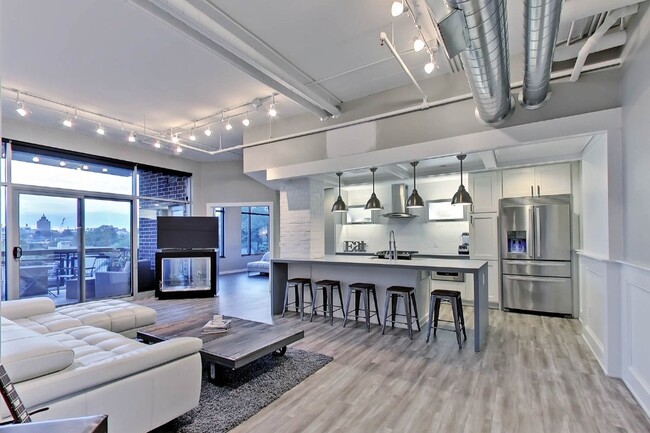 Foto del edificio - Northside Lofts & Townhomes