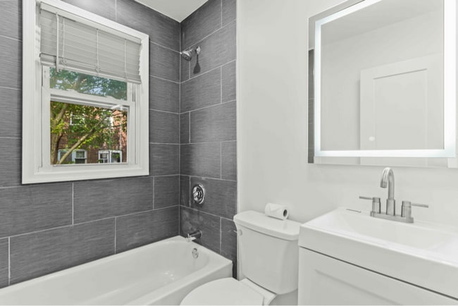 Foto del edificio - 1452 Smith Pl SE