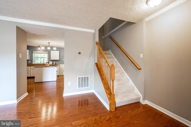 Building Photo - 6607 Cambria Terrace