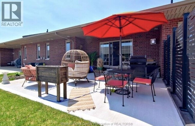 Building Photo - 1156 Copeland Ave