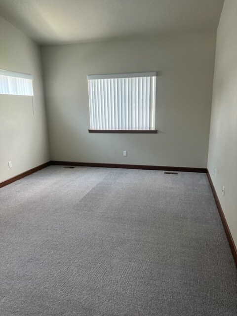 Building Photo - 3032 N Madeira Loop