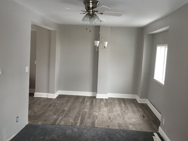 Dinning Room - 283 Payne Ave