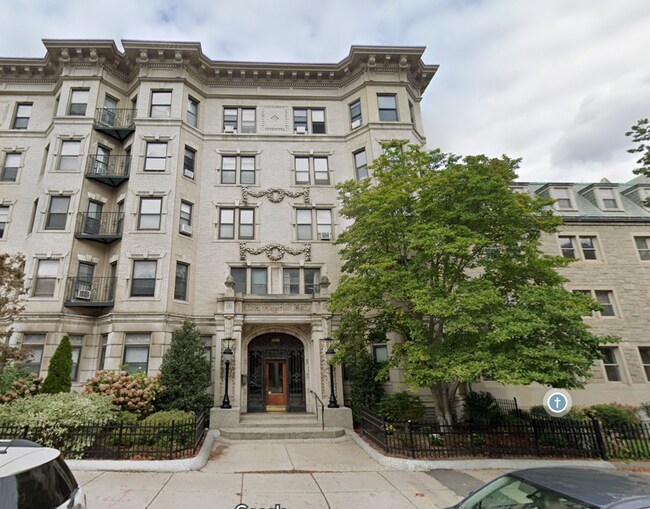 Building Photo - 1109 Boylston St