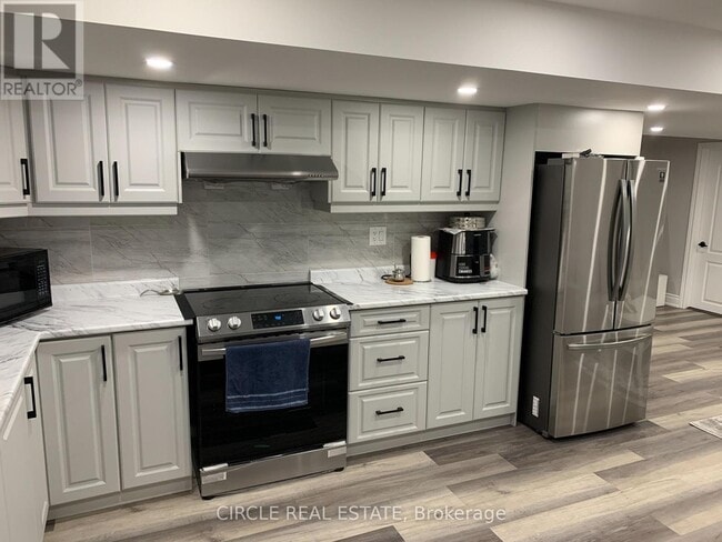 Building Photo - 11 Mendoza Dr