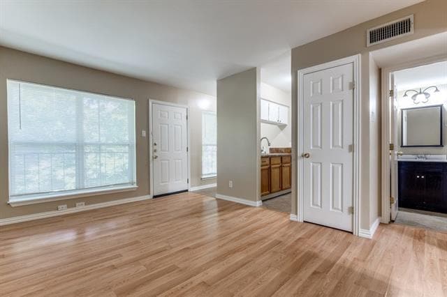 Foto del edificio - 5508 Tremont St