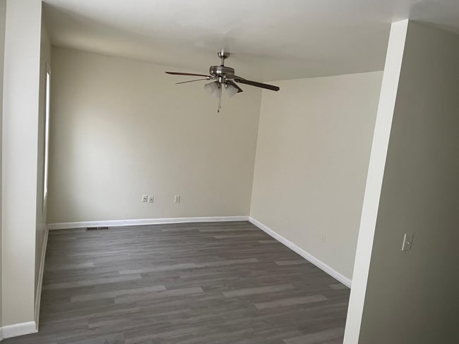 Foto del edificio - 724 Spring Garden St