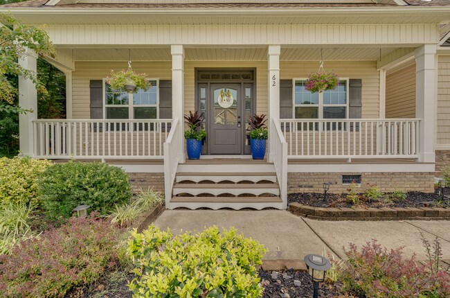 Building Photo - 62 Ryland Dr