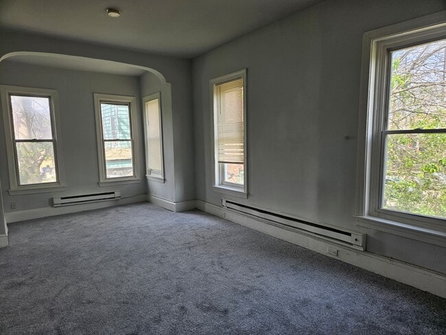 Building Photo - 4125 Pennsgrove St
