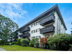 Building Photo - Macaulay Manor Apartments