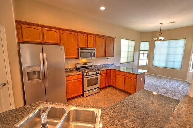 Foto del edificio - House For Rent