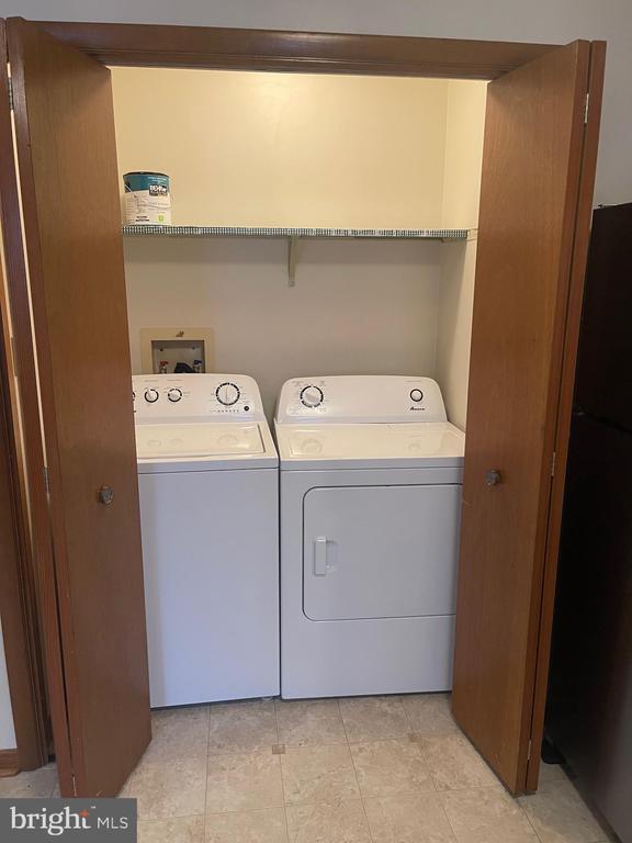 Foto del edificio - 14 Colonial Dr