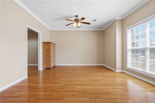 Foto del edificio - 1213 N Dean Rd
