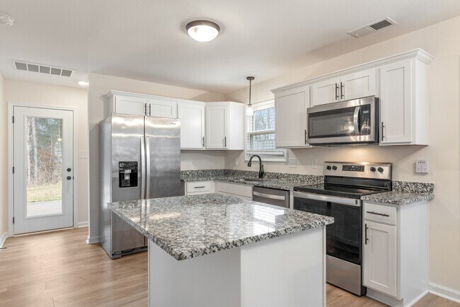 Foto del edificio - 412 Hillside Dr