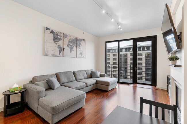 Foto del edificio - 922 NW 11th Ave