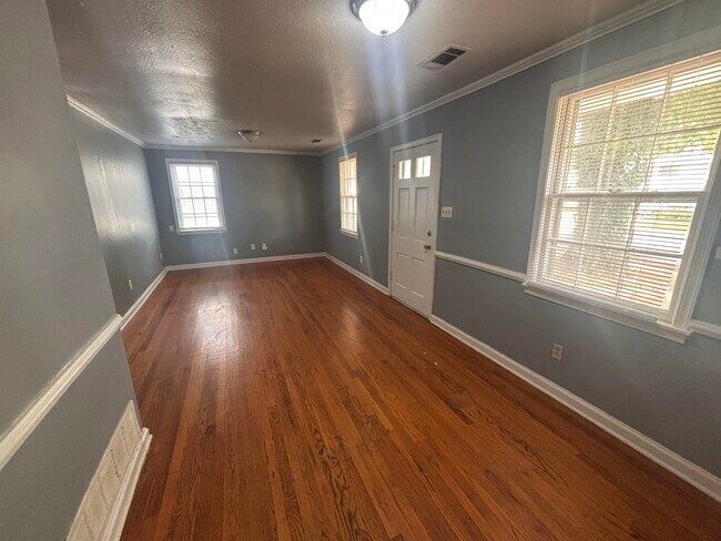 Building Photo - 4390 Zelda Ln