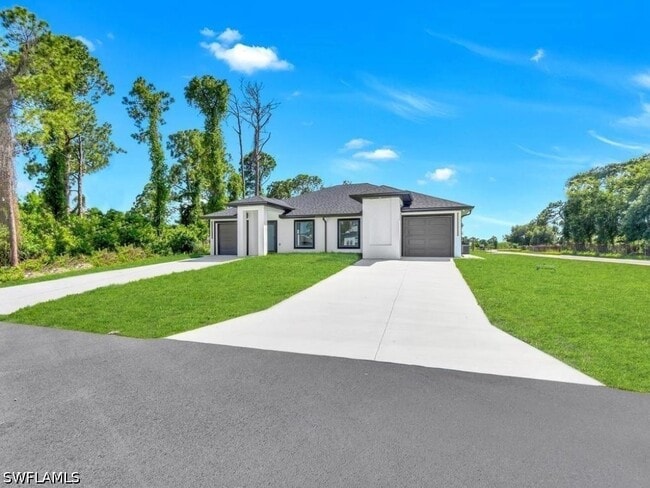 Building Photo - 4745 13th St SW