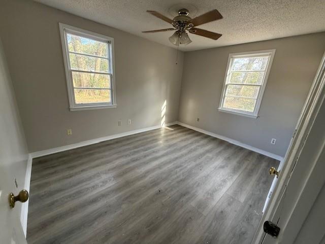 Foto del edificio - 4659 Bit and Spur Rd