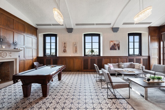 Photo - The Broderick Apartments